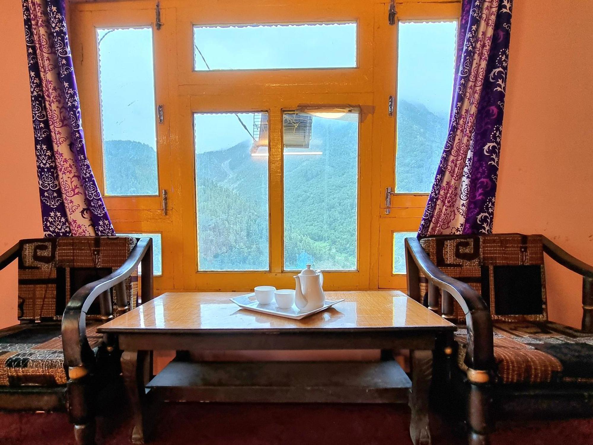 Lap Stays - Wanderer'S Nest Chitkul الغرفة الصورة